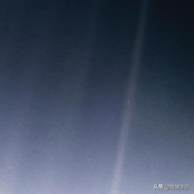 地球就像一粒尘埃,地球在整个宇宙也不过是一粒尘埃