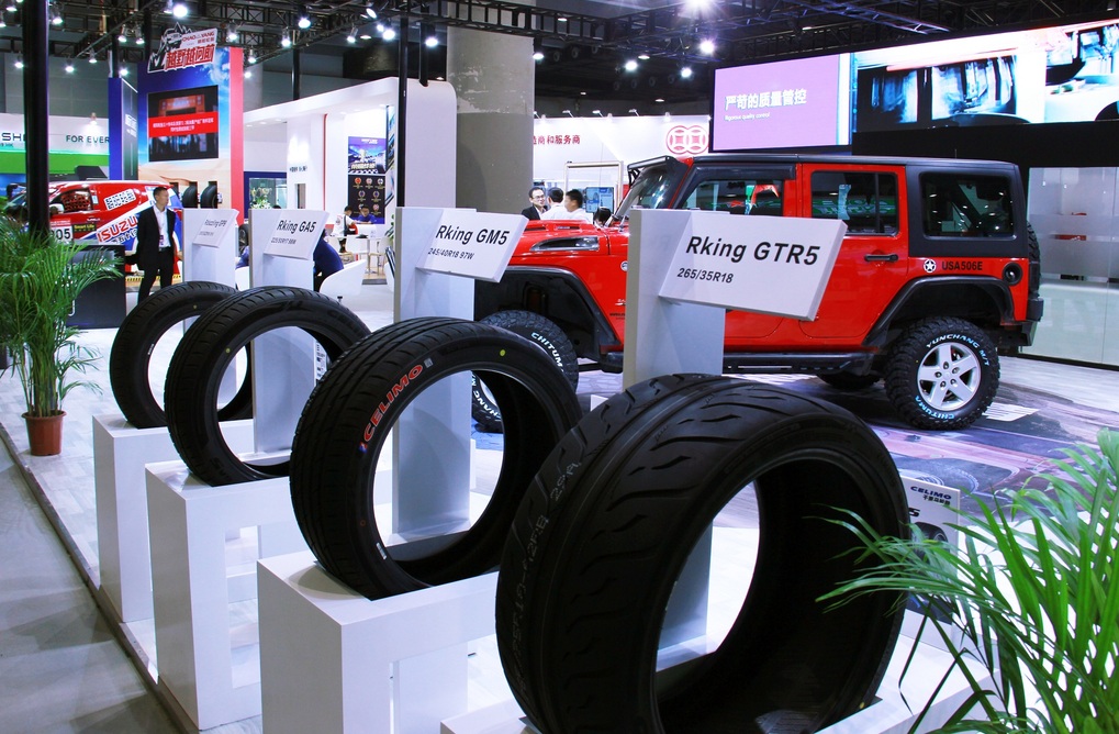 用车轮丈量世界用脚步丈量人生,用车轮丈量世界自行车