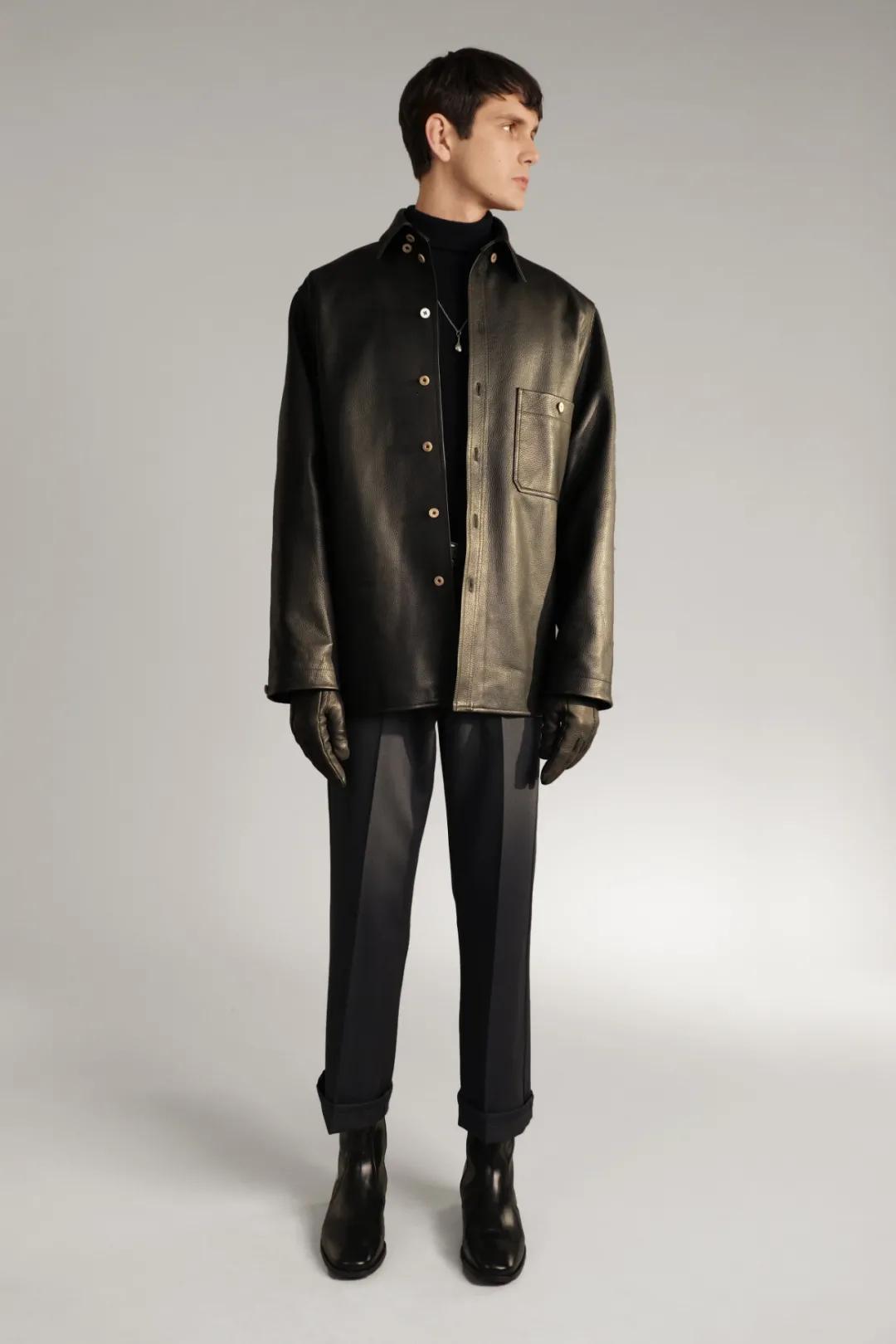 不再“机车”，能穿出极简风的「皮外套」让男人更性感