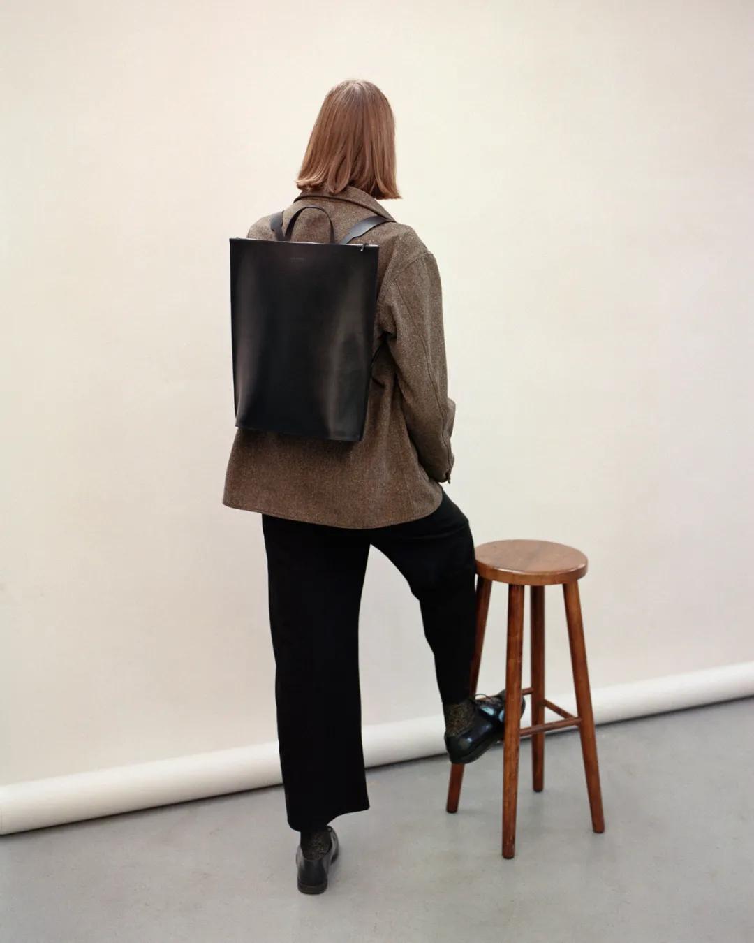 适合上班族的背包品牌,出行必备的十款背包