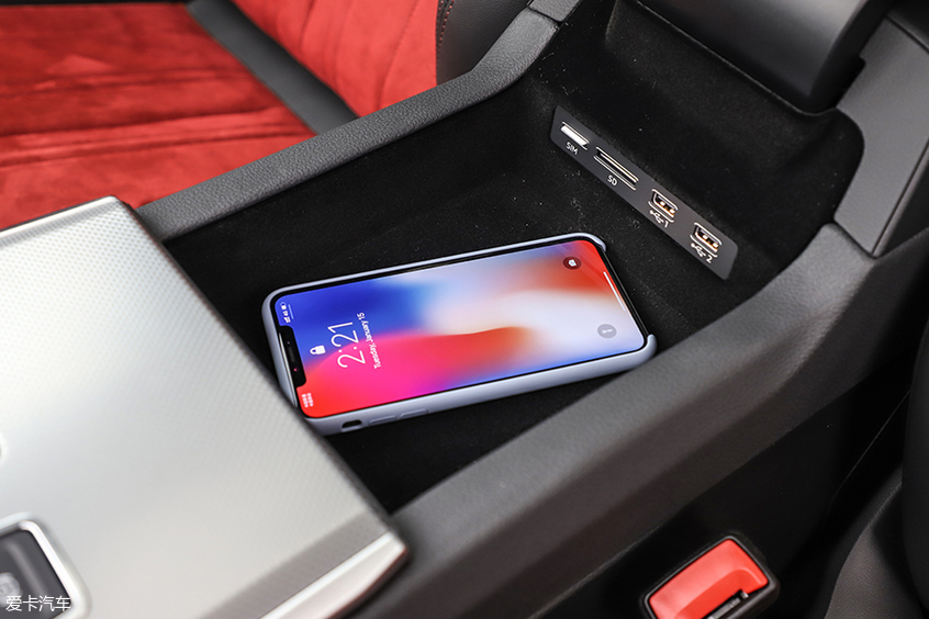 低配奥迪a6l值得买吗,低配奥迪a6l都有什么配置