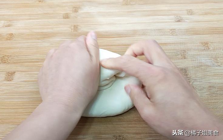 手擀面条简单又好吃的方法,面条不用手擀教你新方法