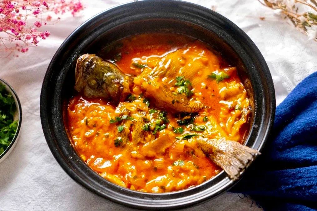 不蒸不炖的鱼怎么做最好吃,鱼肉最好吃的做法不煎不炸不清蒸