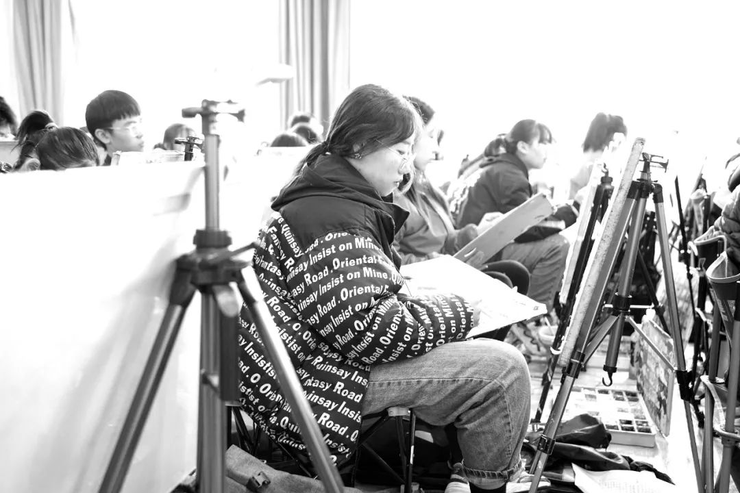 快联考了画得很差怎么办,联考色彩一直画不好是什么原因