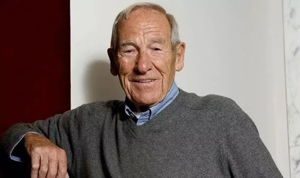 一个从战俘到曼城球员,从德军战俘到曼城传奇