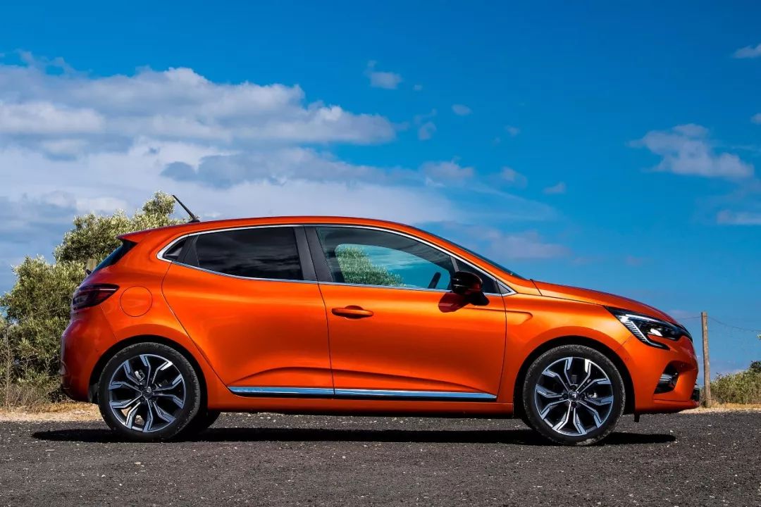 雷诺clio中国发售,雷诺clio混动版评测