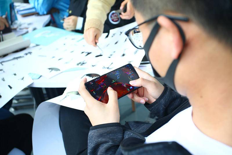 opporeno抖音视频,opporeno国产屏无指纹