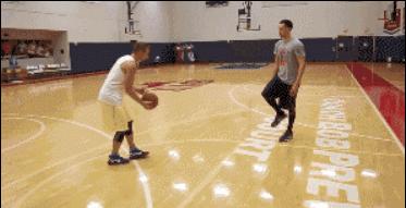 教你如何提升投篮稳定性,实战怕对抗怎么办