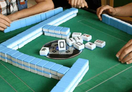 打麻将换位置要怎么换,打麻将换位置好还是不换好