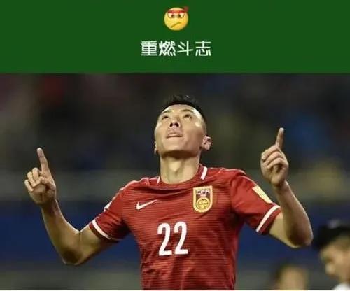 欧洲杯白色球衣全部晋级,穿白色球衣打球怎么样