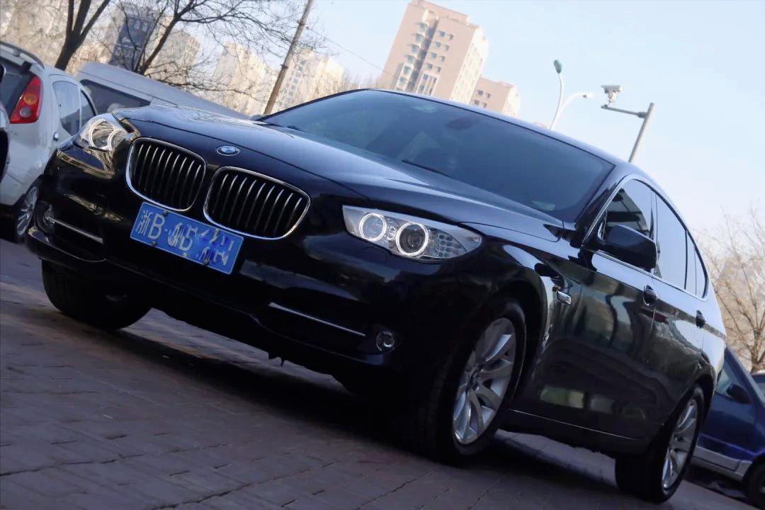 怪兽修车:翻新一辆11年破烂不堪的宝马GT,车况不忍直视