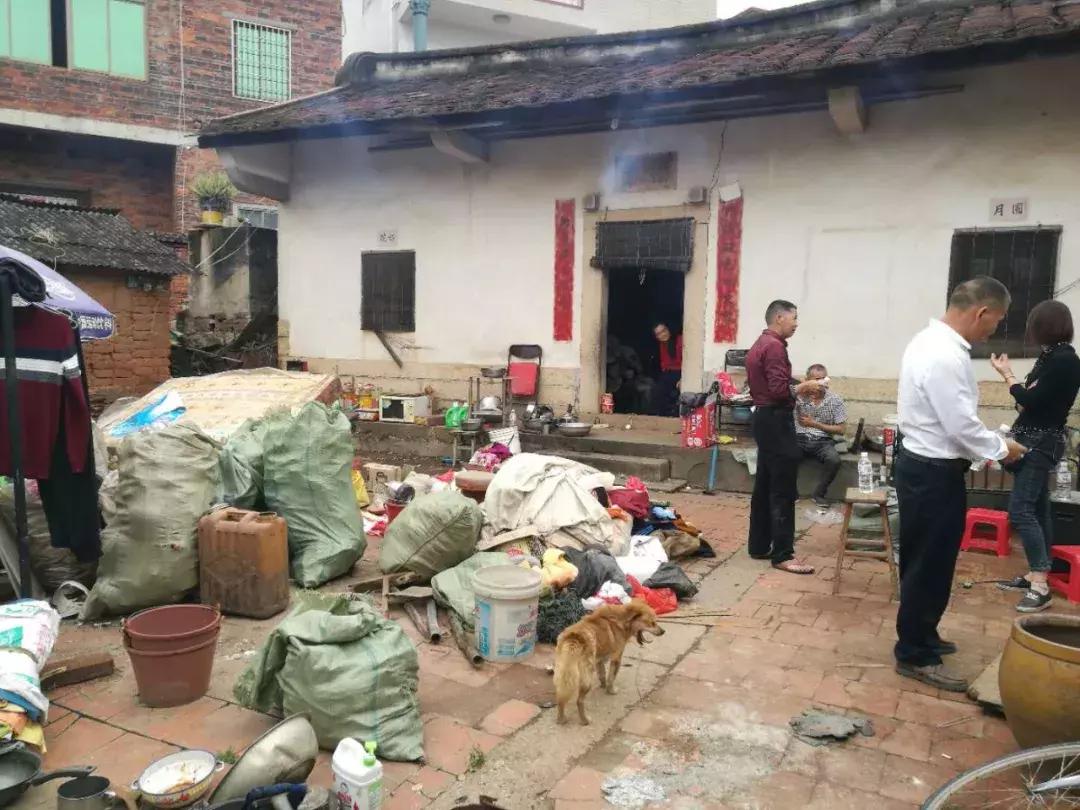 妻子残疾儿子脑瘫,丈夫残疾妻子脑瘫