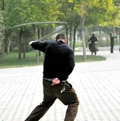 为什么会有音爆,音爆为什么不持续