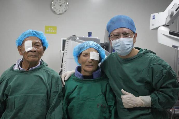 治疗老花眼最新技术,老花眼怎么治疗能彻底治好呢