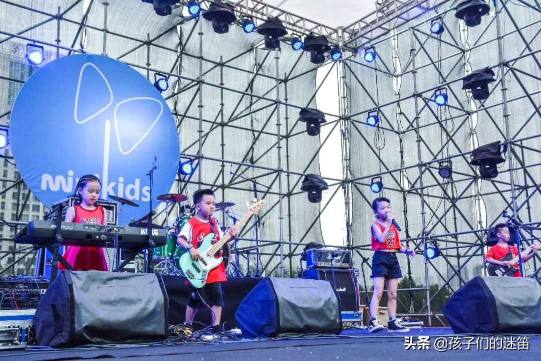 “想要个舞台证明自己，让你听到我们坚持梦想的声音”