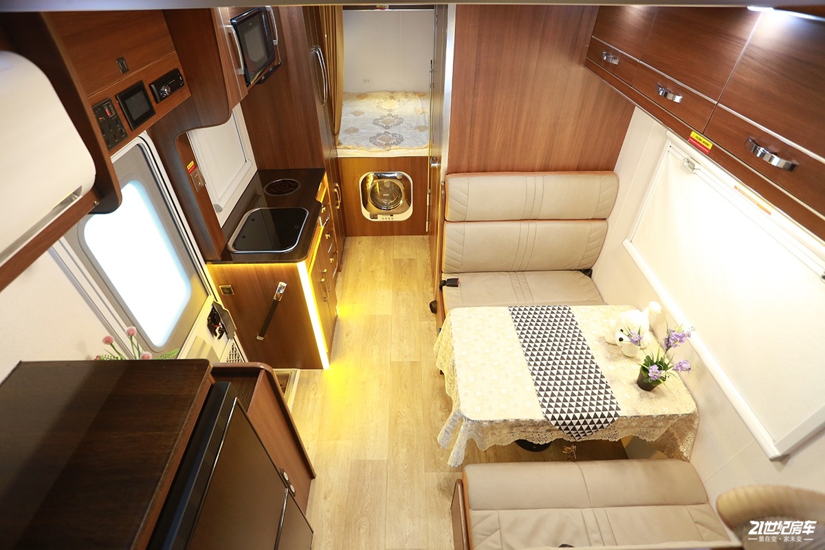 平头轻卡c型房车跃进,详解上汽跃进H500轻卡房车