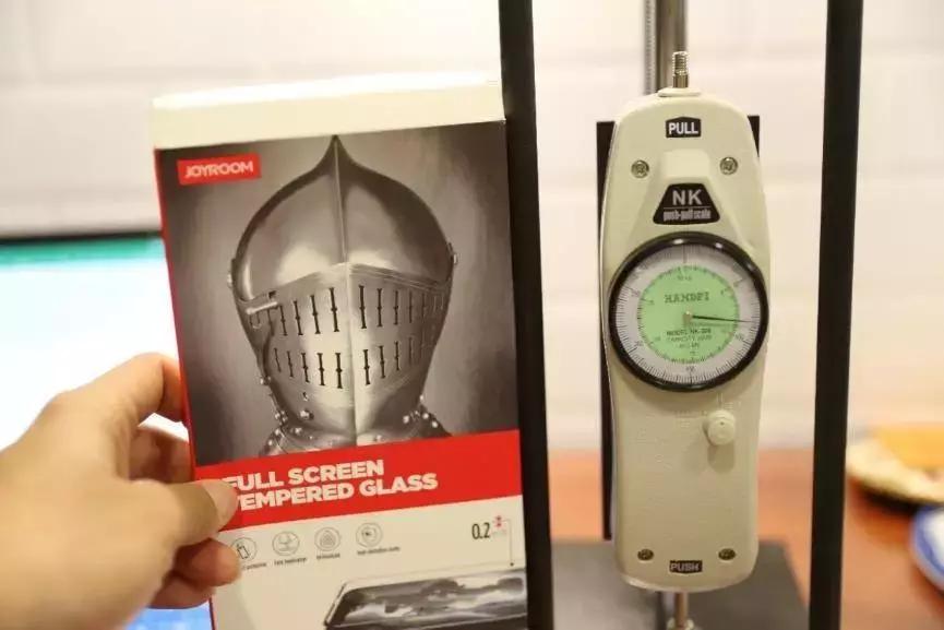 iphone最好贴什么样的钢化膜,iphone13钢化玻璃膜