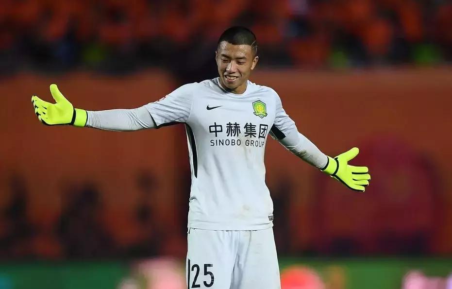 董路评足坛最佳阵容,董路评论2019年中超冠军