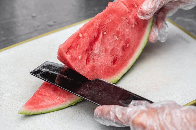 买一送一！大肚子水果茶来了，足足1000cc，单靠吸管都吸不动