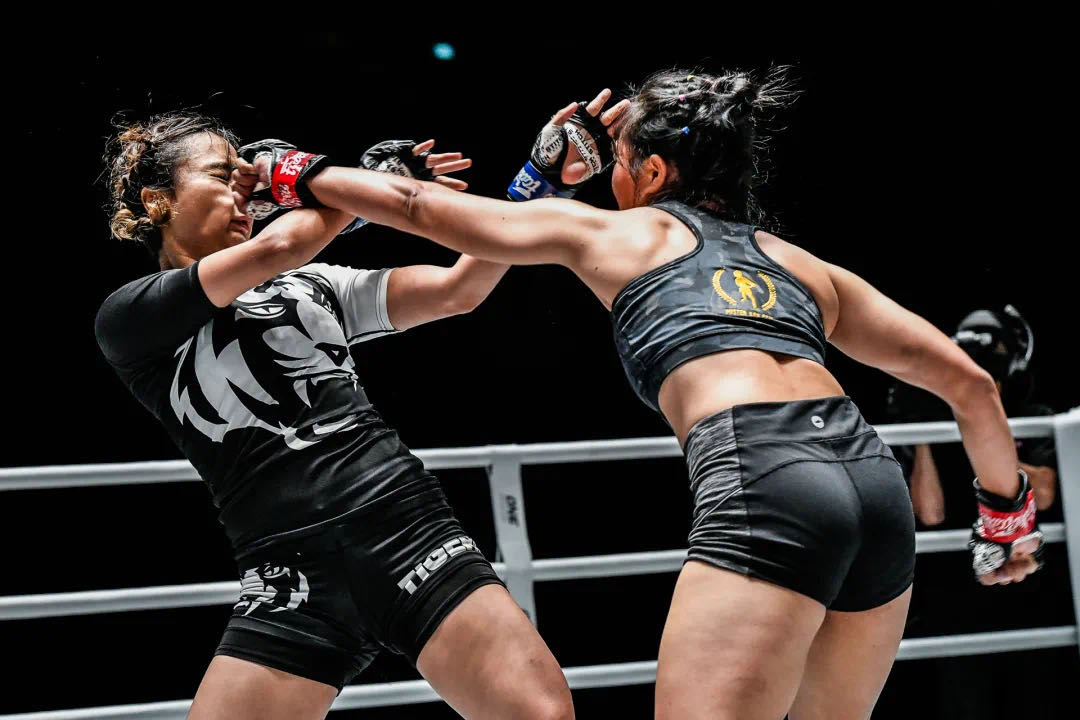 赛场情场双失意，圆笼颜值担当要退役？