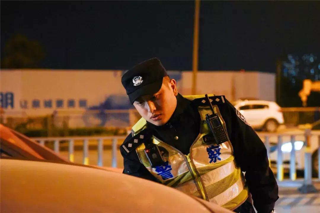 中国实名曝光人员名单,国内第一批黑名单公示