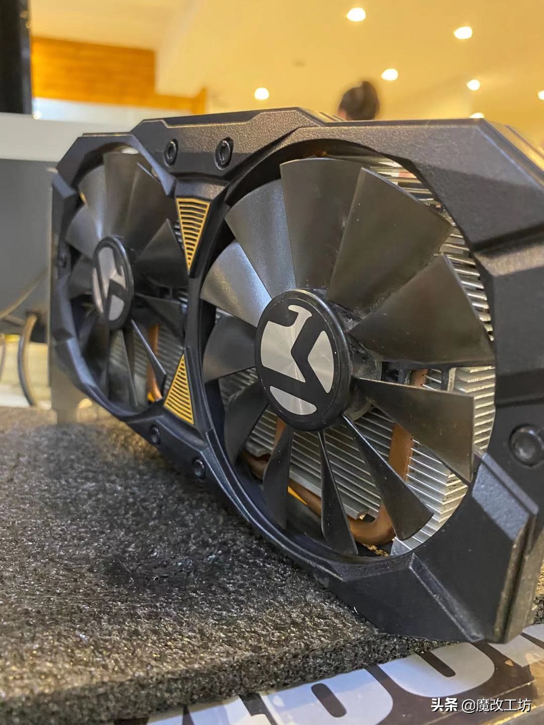 铭瑄hd7850巨无霸和发行者5808g,铭瑄5808g2304满血版跑多少分