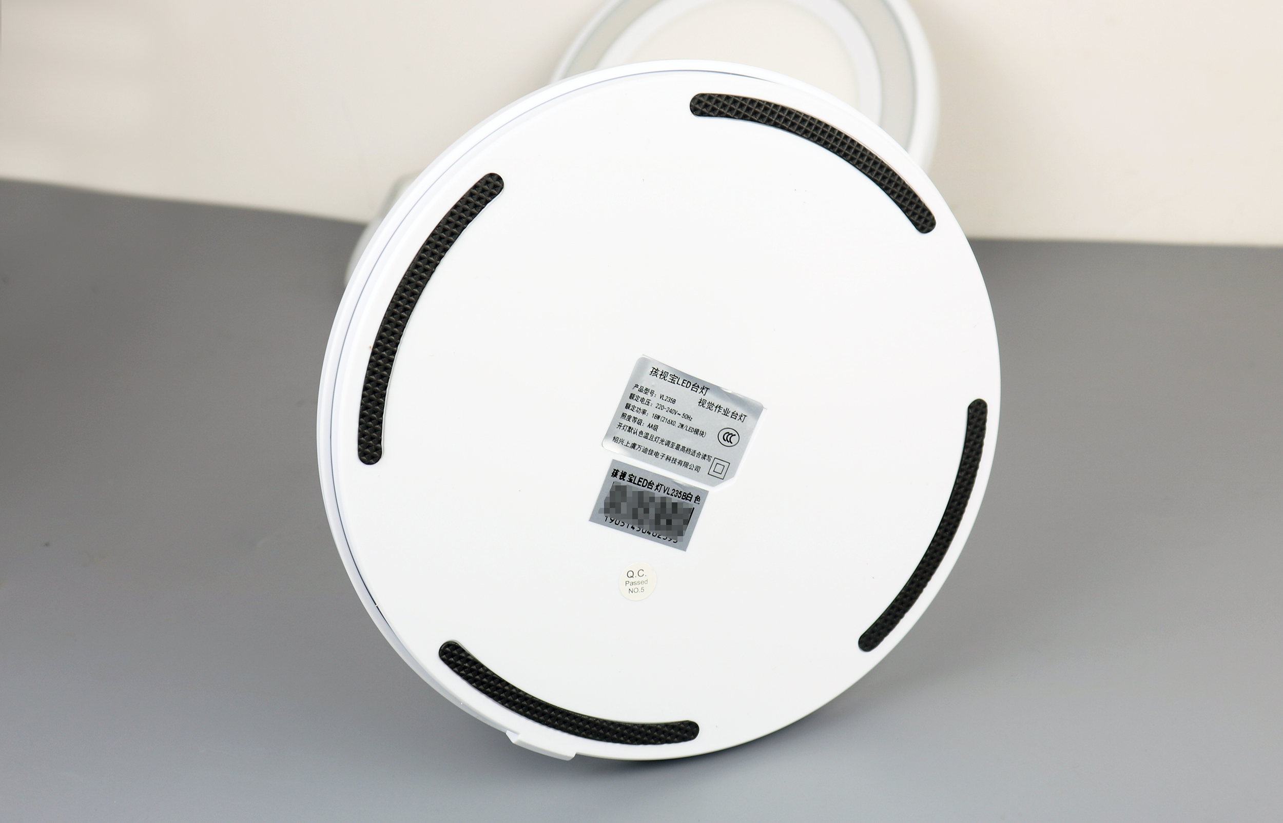 儿童智能学习护眼灯评测,自然光全光谱护眼灯