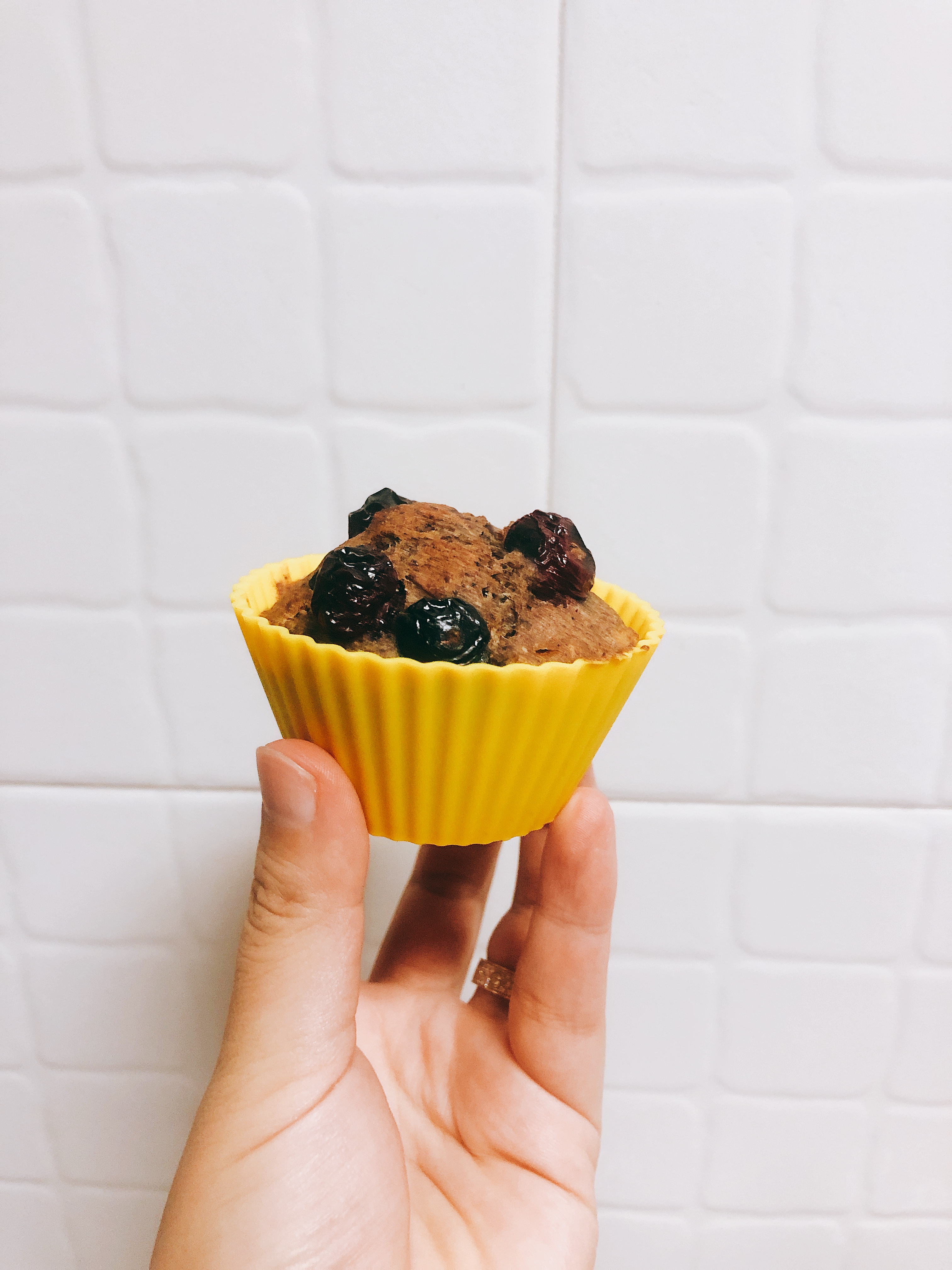 减脂期中年女性碳水摄入,减脂期姨妈期特别馋碳水怎么办