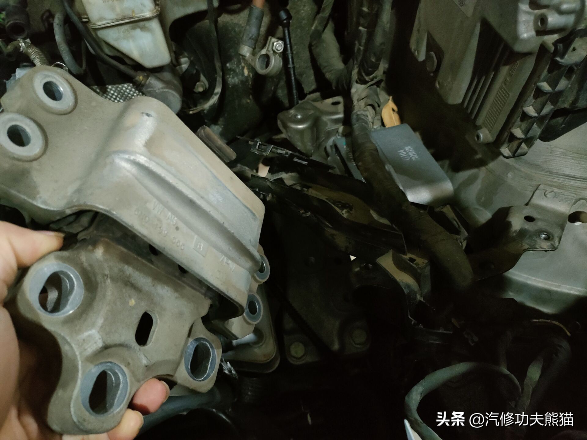 大众帕萨特烧机油维修费要多少,4s店解决不了问题该找谁