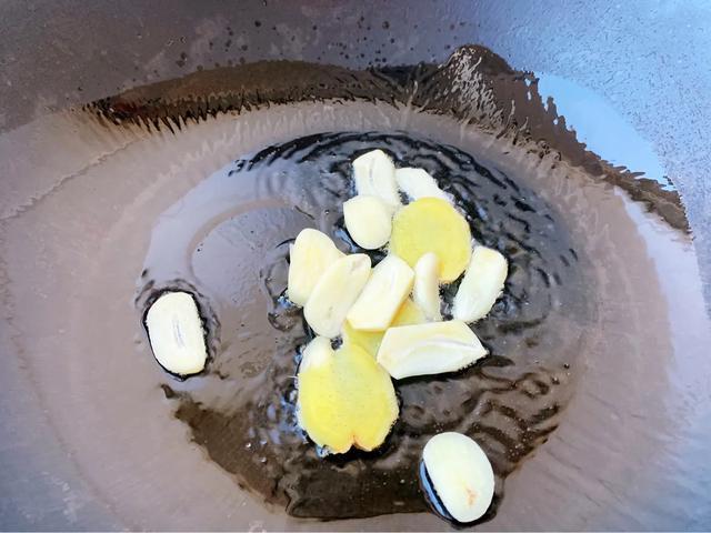 海边农家乐刀鱼做法,最好的刀鱼做法