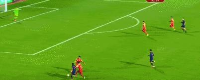 国青0-2泰国！两后卫撞一起为对手开路看看门将这低级失误