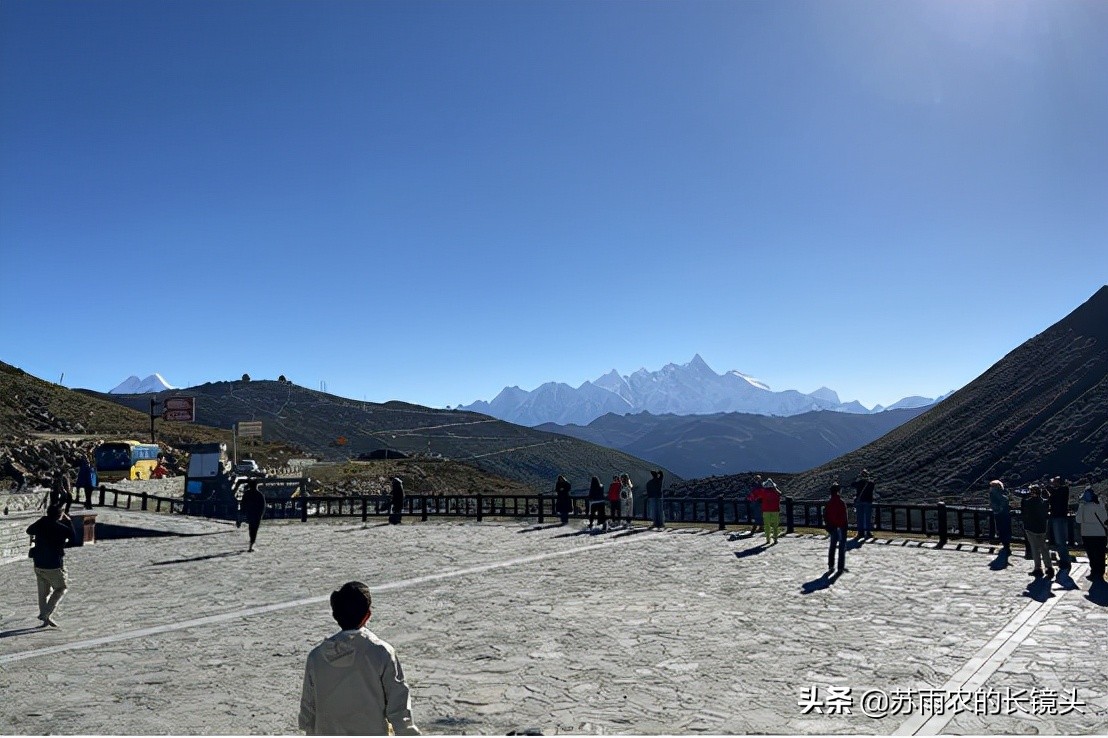 和大V一起翻山越岭高原地区试驾东风日产启辰大V