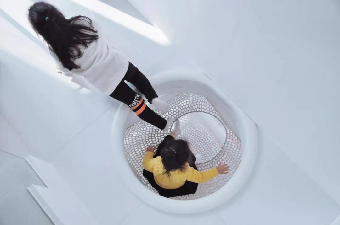 浪漫树屋、奇妙酒店、恒温水乐园...去江浙沪Top酒店跨个30℃的年