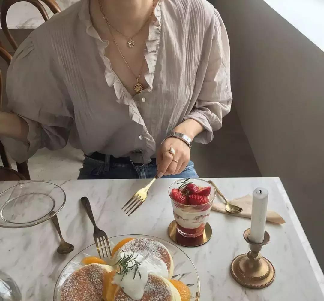 什么牌子的耳环好看又便宜,十大轻奢品牌耳环