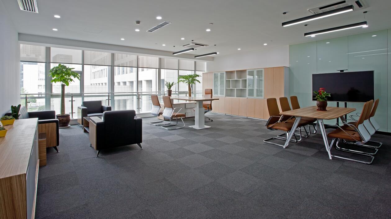 吉利汽车飞起来了,吉利汽车飞上天