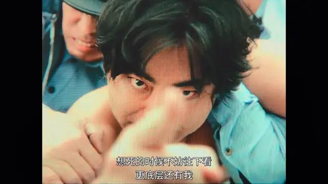 第一季惊艳第二季崩，严肃聊聊《全裸导演》