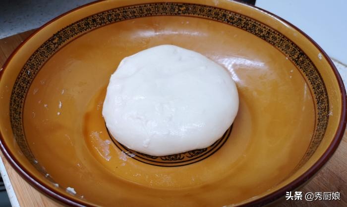 烙饼时，有人抹油，有人烫面，老面点师傅：都不对，教你正确做法