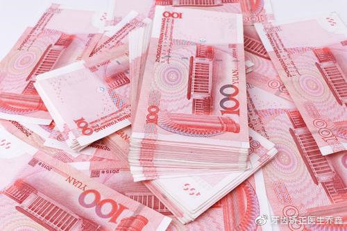 矫正牙齿戴牙套好还是隐形牙套好,牙齿矫正用隐形牙套还是传统牙套