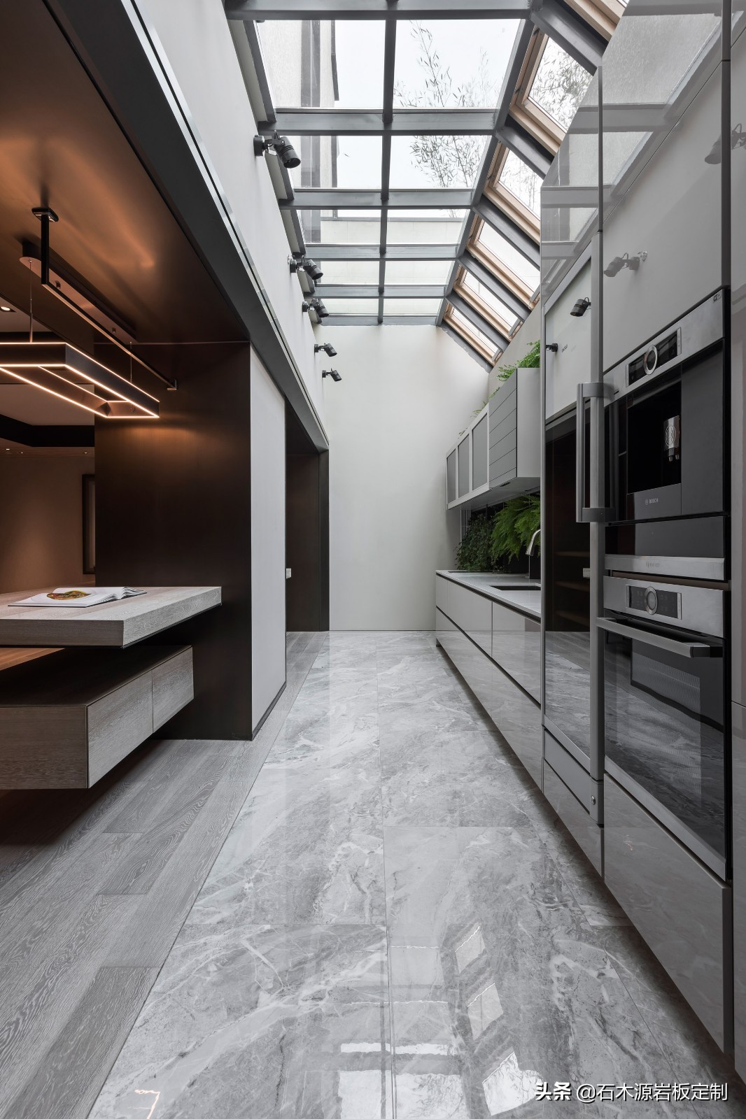 现代绿色自然屋,全屋岩板轻奢风格