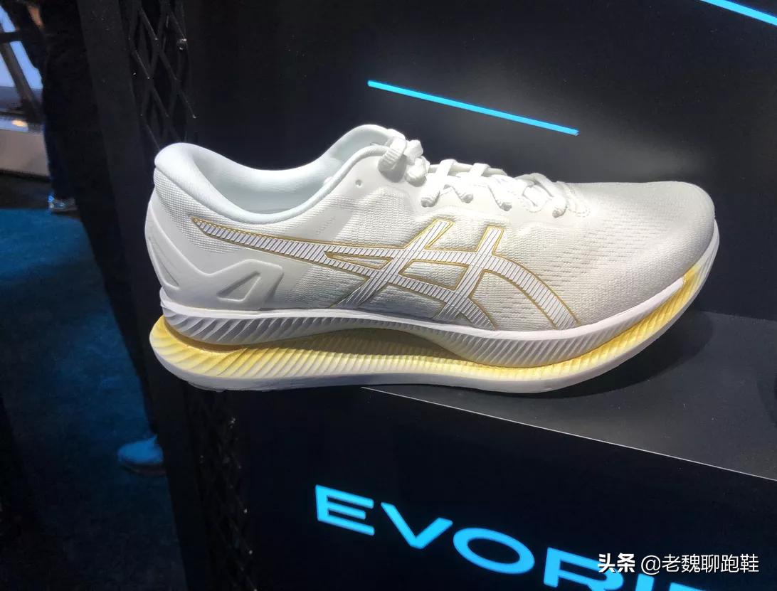 亚瑟士的跑鞋怎么选择,亚瑟士跑步鞋系列怎么区分