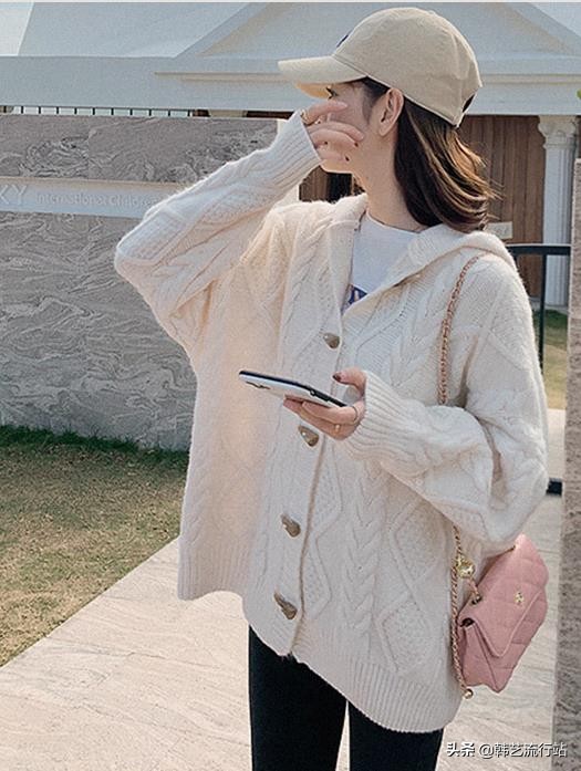 韩国2022春夏流行毛衣款式大全,今年韩国最流行的毛衣长款
