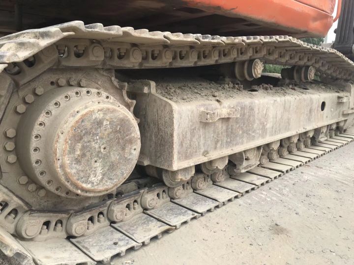 一手车源个人出售3系,二手斗山300