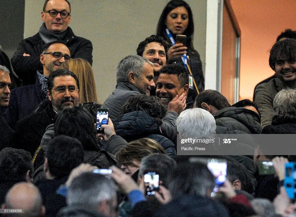 穆里尼奥在足球中的地位,穆里尼奥在葡萄牙人心中的地位