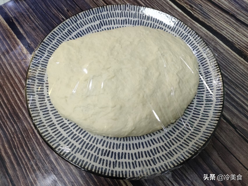 怎样才能炸出又酥又脆的油条,早餐店油条秘制配方记住2个诀窍