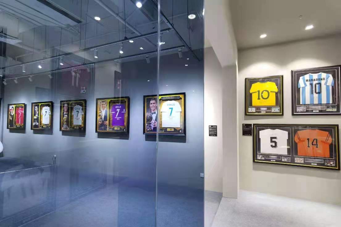 超级巨星球衣,球星球鞋展示