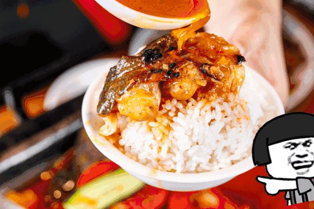 下饭神器即刻get，无锡舟边烤鱼，滋滋作响的暖冬美味