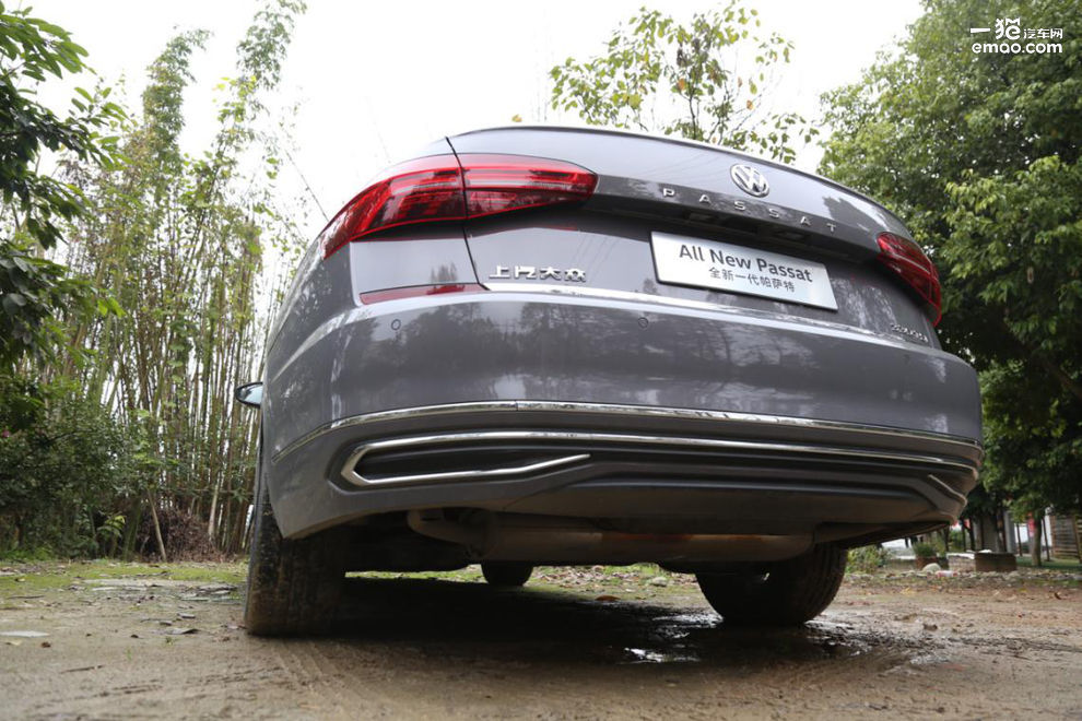 帕萨特330tsi豪华型试驾,帕萨特330tsi豪华版试驾