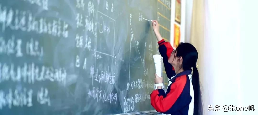 红河黄冈实验学校最近的视频,红河黄冈实验学校能走读吗