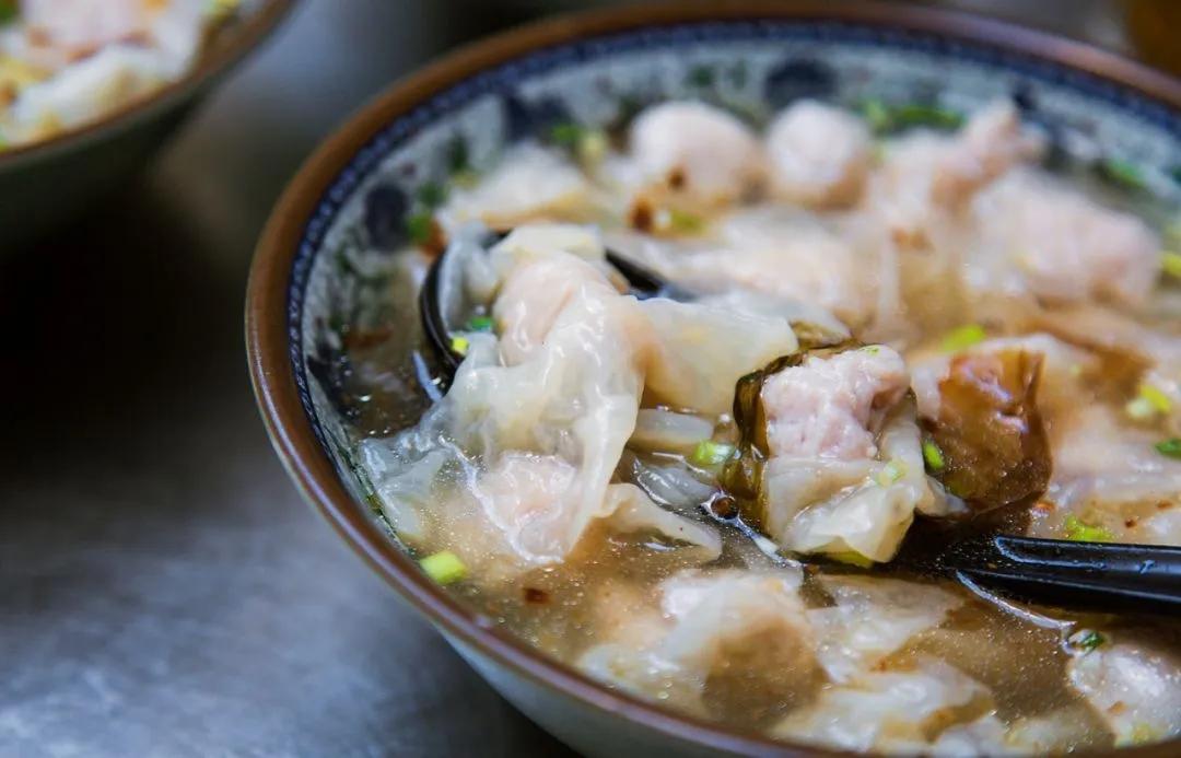 55天紧急状态，你看天津几分像从前，早点硬菜点心安排起来