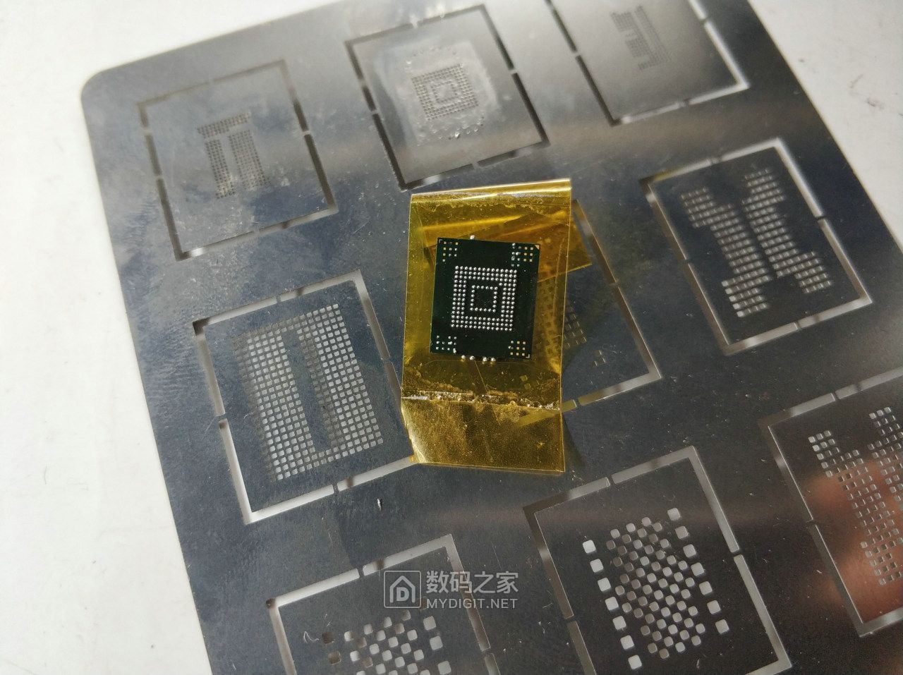 新手挑战BGA焊接，利用报废的手机EMMC字库改成U盘